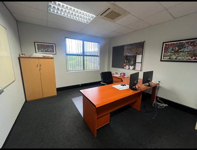 OFFICE PROPERTY TO RENT IN MONTROSE